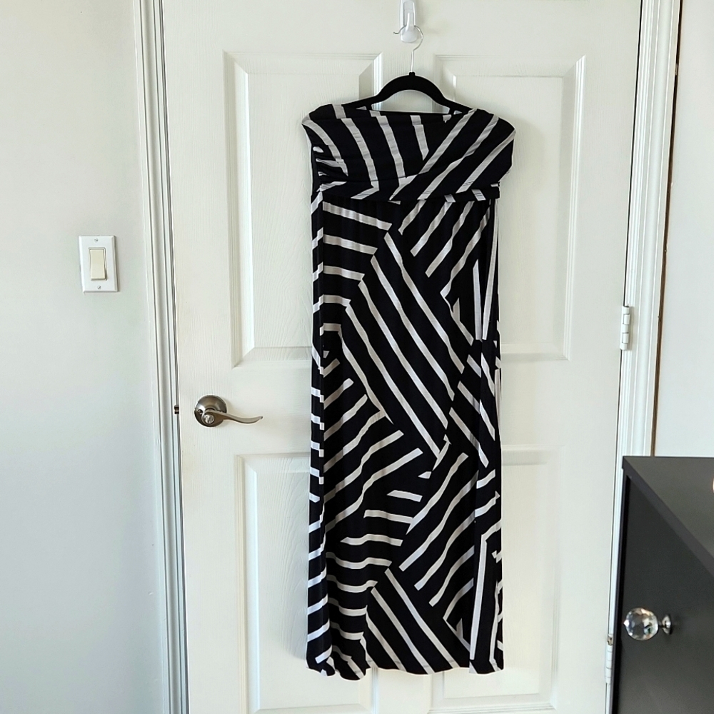 Tube Top/Strapless Maxi B/W Dress Medium